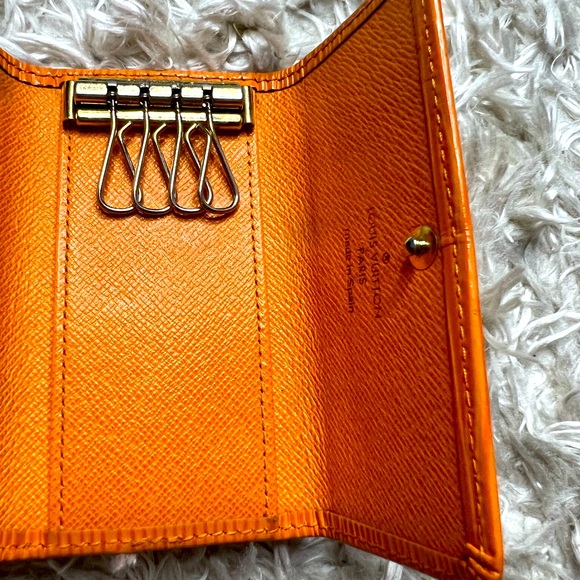 LOUIS VUITTON Multicles 4 key holder case Epi Orange - Picture 3 of 10